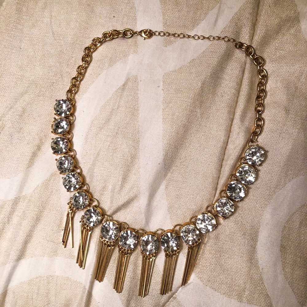 NWOT Gold Large Stone Fringe Necklace